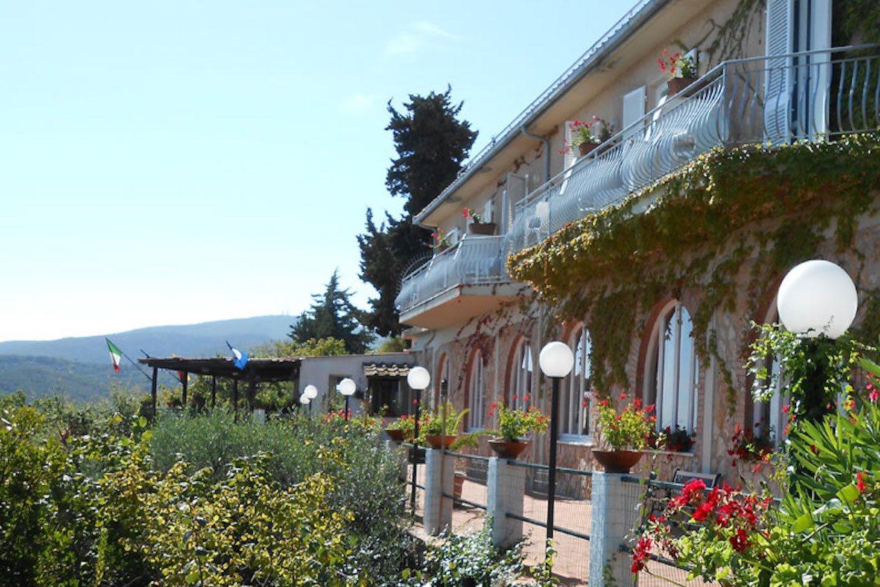 Hotel Vittoria Porto Santo Stefano  Buitenkant foto