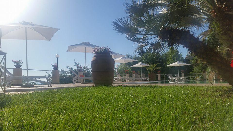 Hotel Vittoria Porto Santo Stefano  Buitenkant foto