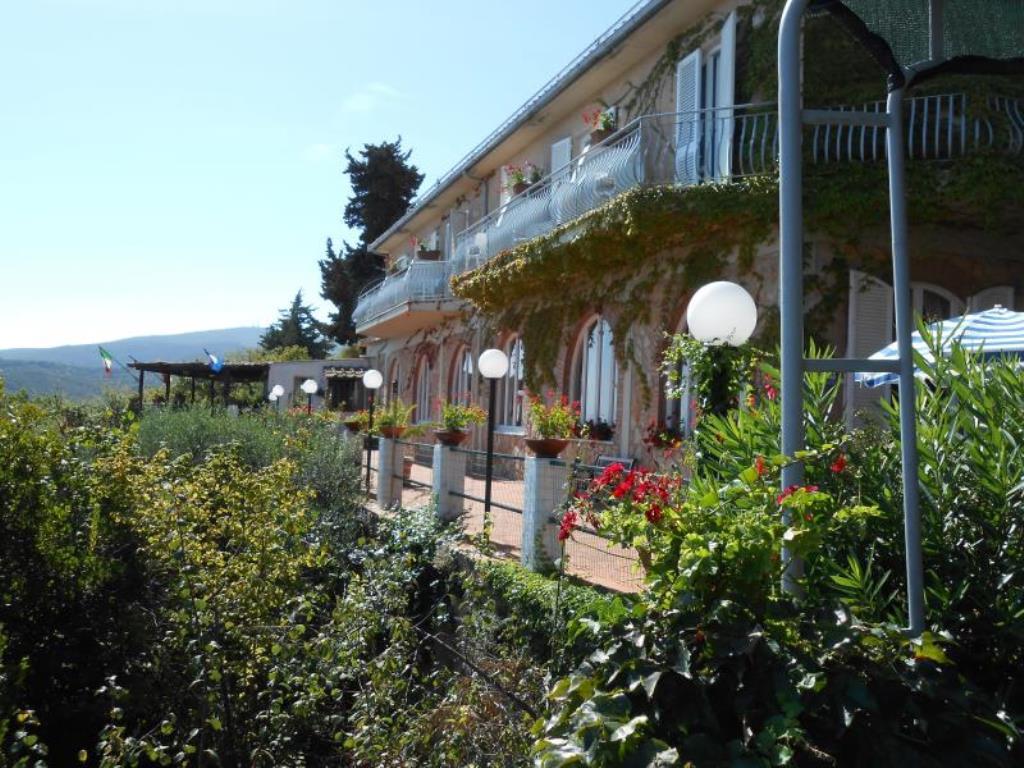 Hotel Vittoria Porto Santo Stefano  Buitenkant foto
