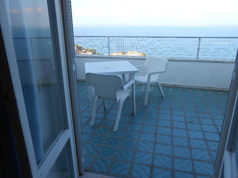 Hotel Vittoria Porto Santo Stefano  Buitenkant foto